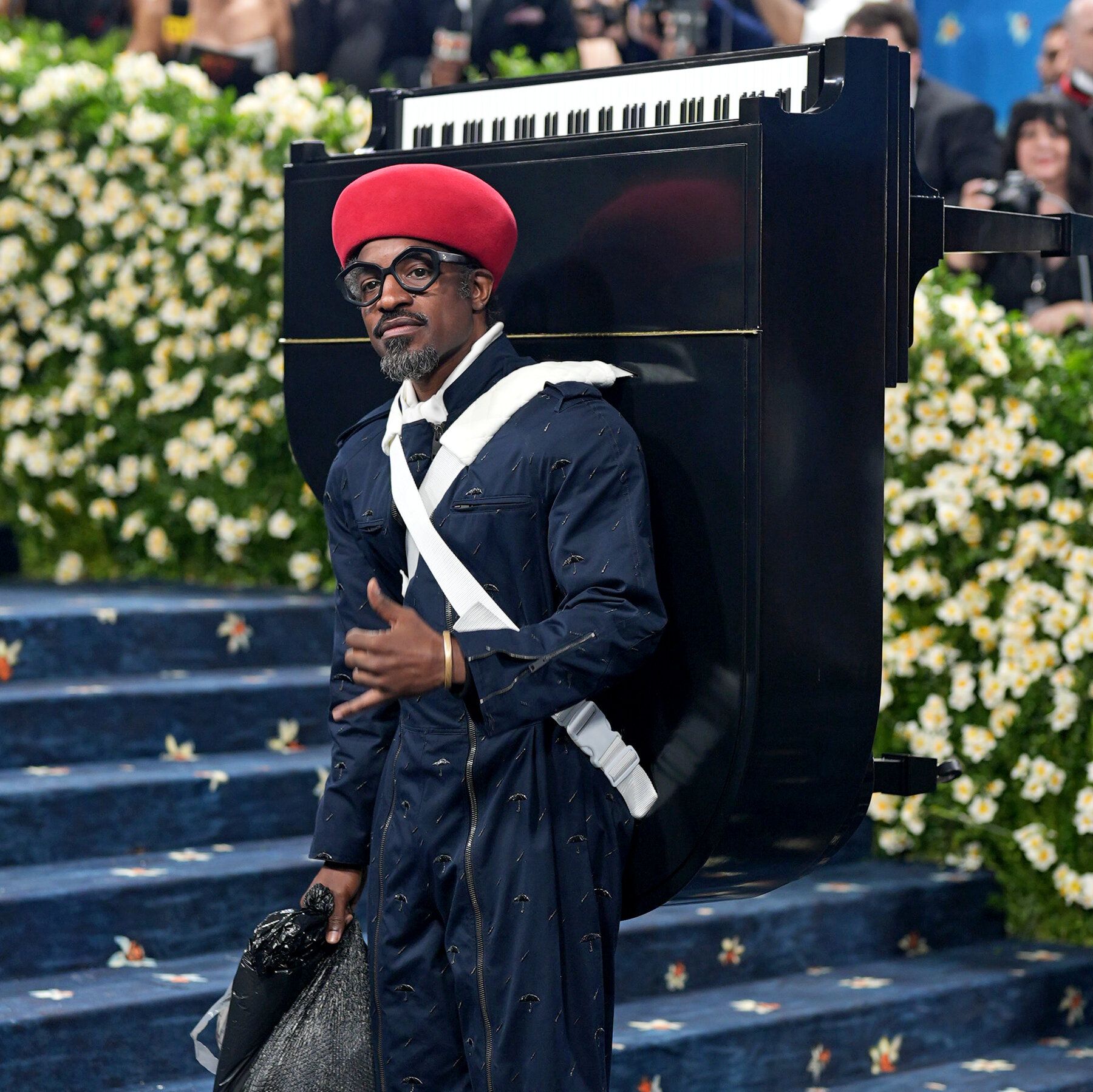 06ANDRE3000-PIANO-mediumSquareAt3X-v2.jpg